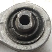 Seat Exeo (3R) Etukallistuksenvaimentajan tanko 4D0411317K