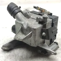 Mercedes-Benz E W210 Chauffage filtre à carburant A6111500004