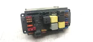 Mercedes-Benz CLK A209 C209 Module de fusibles 2095451101