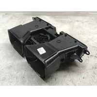 Mercedes-Benz E W212 Panelės apdailos skydas (centrinis) A2128302554