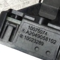 Mercedes-Benz E C207 W207 Interruptor del elevalunas eléctrico A2049058102