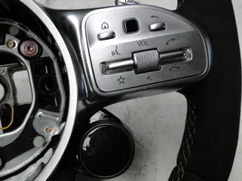 Mercedes-Benz GLA H247 Ohjauspyörä 