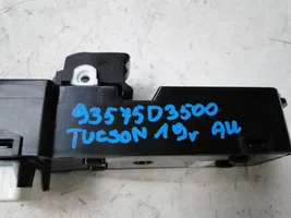 Hyundai Tucson TL Kiti jungtukai/ rankenėlės/ perjungėjai 93575D3500