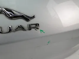 Jaguar F-Pace Takaluukun/tavaratilan kansi F-PACE