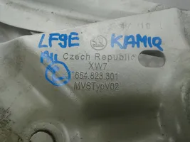 Skoda Kamiq Bisagras del capó/tapa del motor 