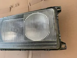 Mercedes-Benz W123 Lampa przednia 