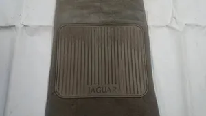 Jaguar XJ X40 Tapis de sol avant 