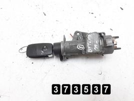 Volkswagen New Beetle Ignition lock 2000PETROL4b0905851c