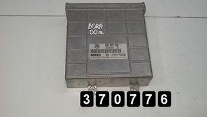 Volkswagen Bora Calculateur moteur ECU 1600b 8d0907558 026120450