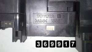 Toyota Corolla E120 E130 Autres commutateurs / boutons / leviers 183574 777665