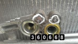 Ford Mondeo MK IV Jäähdyttimen lauhdutin # 2000 defect