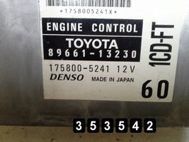 Toyota Corolla E120 E130 Sterownik / Moduł ECU 8966113230