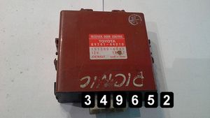Toyota Picnic Calculateur moteur ECU 89741-44010