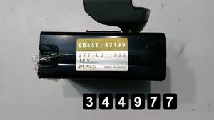 Toyota RAV 4 (XA10) Sterownik / Moduł ECU 8865042130