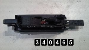 Mercedes-Benz E W211 Monitori/näyttö/pieni näyttö 0005428223