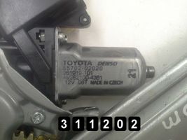 Toyota Auris 150 Etuoven ikkunan nostin moottorilla 85702-02020