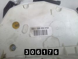 Volkswagen PASSAT CC Zamek drzwi przednich 05A-5N0839015A