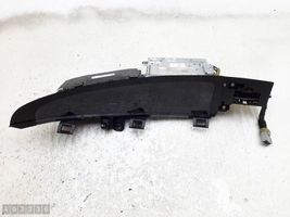 Mazda 3 Monitor / wyświetlacz / ekran 4685000037