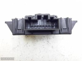 Volkswagen Touareg I Boîtier module alarme 7L0907719A