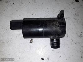 Suzuki SX4 Tuulilasi tuulilasinpesimen pumppu 30646