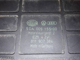 Volkswagen Golf I Calculateur moteur ECU 811907384