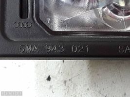 Volkswagen Sharan Éclairage de plaque d'immatriculation 5NA943021 