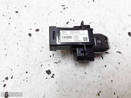 Citroen C4 Grand Picasso Lecteur de carte 9800630080