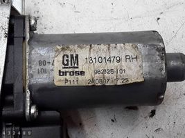 Opel Astra H Elektryczny podnośnik szyby drzwi 13101479