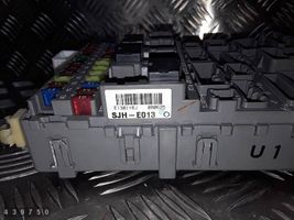 Honda FR-V Module de fusibles SJHE013