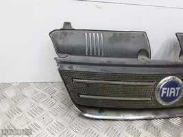 Fiat Idea Atrapa chłodnicy / Grill 735357980