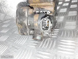 Fiat 500L Pompe d'injection de carburant à haute pression 55236707