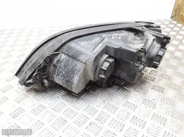 KIA Sorento Lampa przednia 921023e0