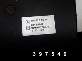 Mercedes-Benz A W169 Istuimen lämmityksen kytkin 1698209010