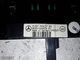 Mercedes-Benz A W169 Monitori/näyttö/pieni näyttö A0015423723