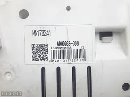 Mitsubishi L200 Tachimetro (quadro strumenti) mn179241