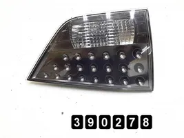 Mitsubishi Outlander Lampy tylnej klapy bagażnika 1146356l