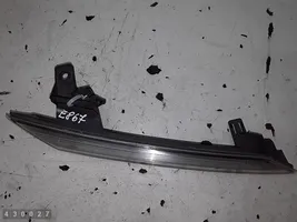 Nissan Murano Z50 Rivestimento sotto il faro/fanale 42263957