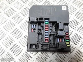 Nissan Navara Fuse module 284b7eb33b