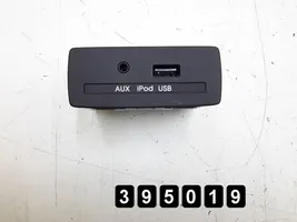 KIA Soul USB-pistokeliitin 961202k000