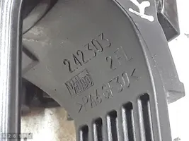 Toyota Avensis T250 Rączka wewnętrzna drzwi tylnych samochodów dostawczych 2423032fl