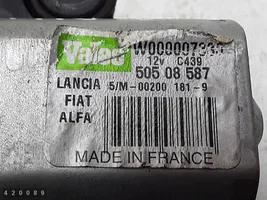 Alfa Romeo Mito Silniczek wycieraczek szyby przedniej / czołowej 50508587