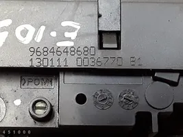 Citroen C4 II Serrure de loquet coffre 9684648680