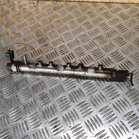 BMW 3 E90 E91 Fuel distributor 33332540