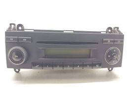 Volkswagen Crafter Radio/CD/DVD/GPS head unit 9068200086