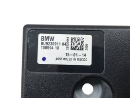 BMW 3 F30 F35 F31 Antenos stiprintuvas 9230911