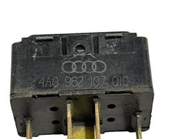 Audi A8 S8 D2 4D Interruttore a pulsante della chiusura centralizzata 4A0962107