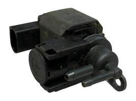 Audi A8 S8 D4 4H Solenoidinis vožtuvas 059906629D