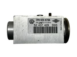 Volkswagen Touareg II Oro kondicionieriaus radiatorius (salone) 7P0820679A
