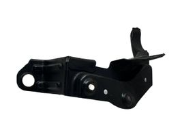 Audi A4 S4 B6 8E 8H Support, tuyau de refroidissement intermédiaire 8E0145813F