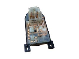 Hyundai i20 (PB PBT) Interruptor del espejo lateral 202008323